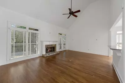 1003 Nottingham Lane NE, Brookhaven, GA 30319 - Photo 7