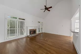 1003 Nottingham Ln NE, Brookhaven, GA 30319 - Photo 7
