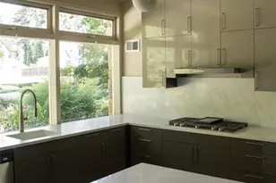 627 Old Ivy Rd NE, Atlanta, GA 30342 - Photo 13