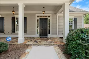 240 Somerset Cir, Woodstock, GA 30189 - Photo 5