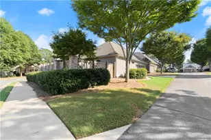 240 Somerset Cir, Woodstock, GA 30189 - Photo 51