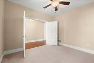 240 Somerset Cir, Woodstock, GA 30189 - Photo 9