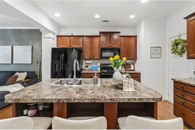 5137 Madeline Place #602, Stone Mountain, GA 30083 - Photo 7