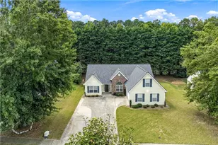 6010 Ambercrest Ct, Buford, GA 30518 - Photo 13