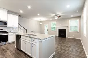 6219 Centennial Run, Atlanta, GA 30349 - Photo 9