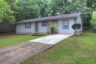 4749 Lost Colony Ct, Stone Mountain, GA 30088 - Photo 1