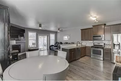 4694 Beacon Ridge Lane, Flowery Branch, GA 30542 - Photo 7