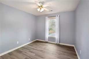 4270 Hidden Meadow Cir, Sugar Hill, GA 30518 - Photo 35