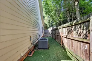 1430 Sheridan Walk NE, Atlanta, GA 30324 - Photo 43