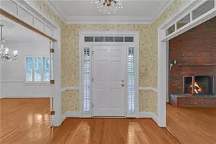 1430 Sheridan Walk NE, Atlanta, GA 30324 - Photo 9