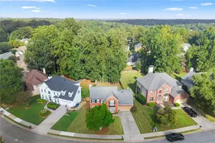 11935 Leeward Walk Cir, Alpharetta, GA 30005 - Photo 45