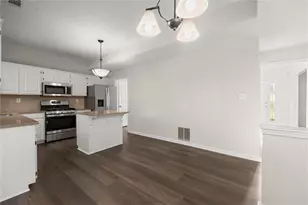 11935 Leeward Walk Cir, Alpharetta, GA 30005 - Photo 17