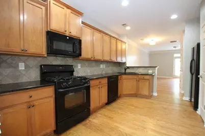 843 Commonwealth Avenue Avenue SE, Atlanta, GA 30312 - Photo 3