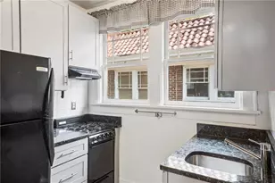 1111 Briarcliff Pl NE, Atlanta, GA 30306 - Photo 9