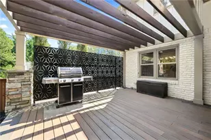 9875 La View Cir, Roswell, GA 30075 - Photo 39