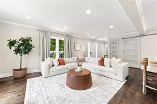 9875 La View Cir, Roswell, GA 30075 - Photo 9