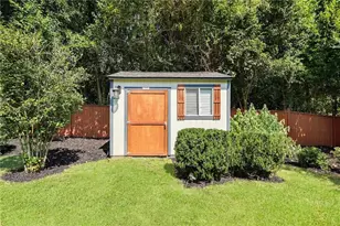 9875 La View Cir, Roswell, GA 30075 - Photo 45