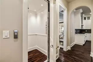 2872 Parkridge Dr NE, Atlanta, GA 30319 - Photo 5