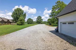 449 Captains Ct, Clarkesville, GA 30523 - Photo 13