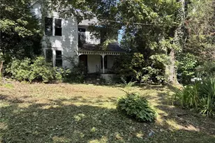 330 Monroe St, Tallapoosa, GA 30176 - Photo 1