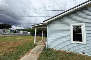 645 James St, Rossville, GA 30741 - Photo 17