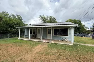 645 James St, Rossville, GA 30741 - Photo 1