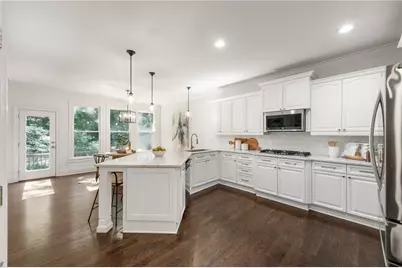 2045 River Falls Drive, Roswell, GA 30076 - Photo 15