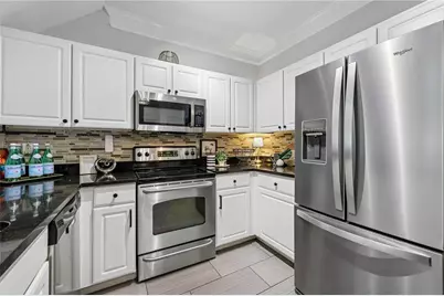 1424 Westchester Ridge NE, Atlanta, GA 30329 - Photo 11