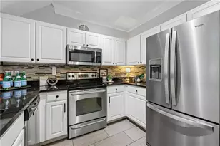 1424 Westchester Ridge NE, Atlanta, GA 30329 - Photo 11