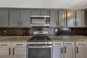 2465 Hampton Estates Dr SW, Marietta, GA 30008 - Photo 11
