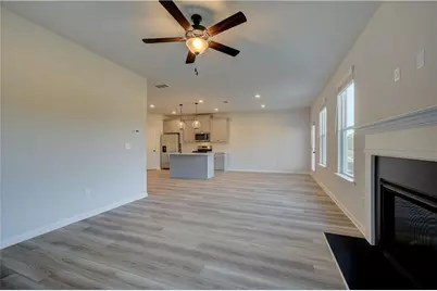 324 Bedford Trace, Conyers, GA 30094 - Photo 15