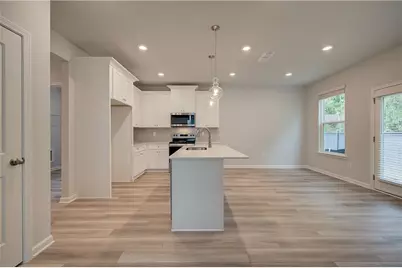 330 Bedford Trace, Conyers, GA 30094 - Photo 7