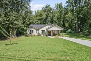 2101 Verbena St NW, Atlanta, GA 30314 - Photo 3