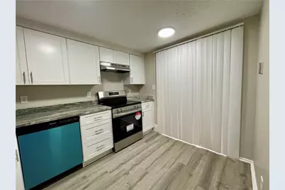 5806 Par Four Court, Lithonia, GA 30038 - Photo 3