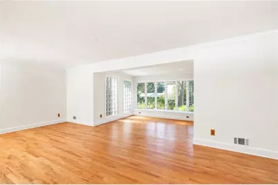 3267 Ivanhoe Drive, Atlanta, GA 30327 - Photo 13