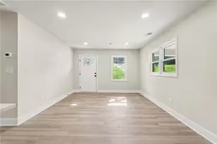 3877 Stone Rd SW, Atlanta, GA 30331 - Photo 5