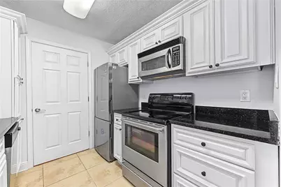 6301 Santa Fe Parkway, Sandy Springs, GA 30350 - Photo 5