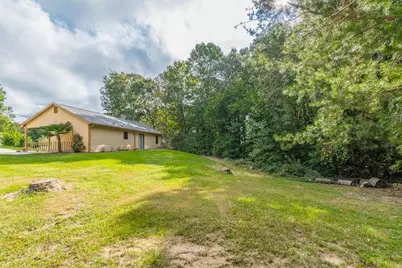 4174 Warren Road, Flowery Branch, GA 30542 - Photo 9
