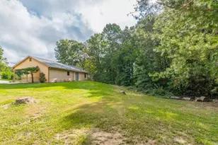 4174 Warren Rd, Flowery Branch, GA 30542 - Photo 9