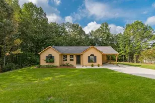 4174 Warren Rd, Flowery Branch, GA 30542 - Photo 1