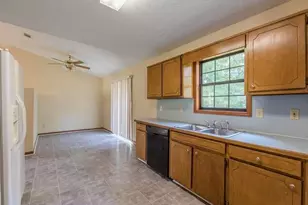 4174 Warren Rd, Flowery Branch, GA 30542 - Photo 25