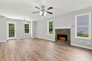 121 Cypress Ct, Canton, GA 30115 - Photo 5