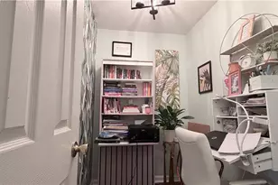 201 Brighton Point, Sandy Springs, GA 30328 - Photo 3