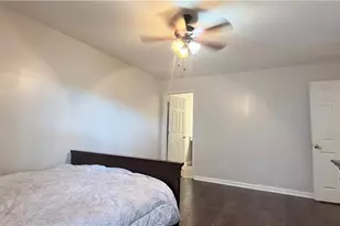 201 Brighton Point, Sandy Springs, GA 30328 - Photo 15