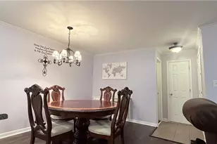 201 Brighton Point, Sandy Springs, GA 30328 - Photo 5