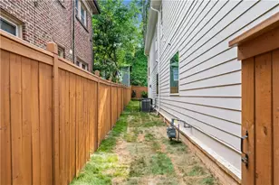 722 Lakeview Ave NE, Atlanta, GA 30308 - Photo 41