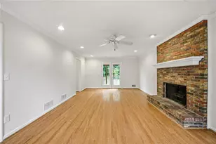 2690 Shadow Pine Dr, Roswell, GA 30076 - Photo 3