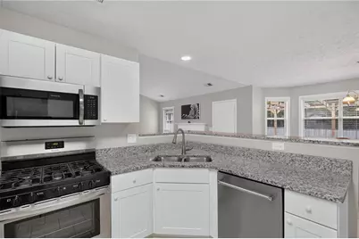 300 Hickory Pointe Court, Villa Rica, GA 30180 - Photo 13