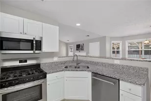 300 Hickory Pointe Ct, Villa Rica, GA 30180 - Photo 13