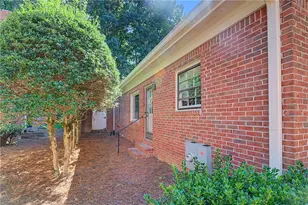 1883 Bedfordshire Ct, Decatur, GA 30033 - Photo 41